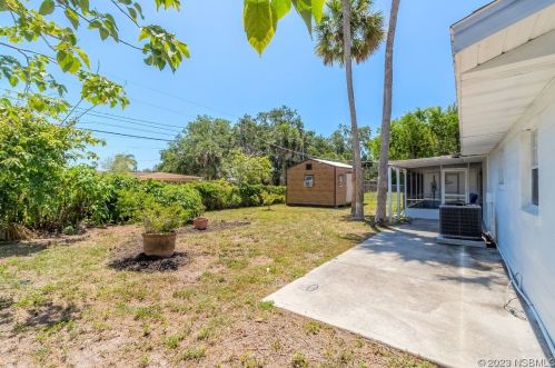 1851 Lime Tree Dr, Edgewater FL  32141-3901 exterior