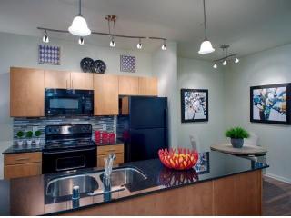 7560 Bishop Rd, Plano TX  75024-5604 exterior