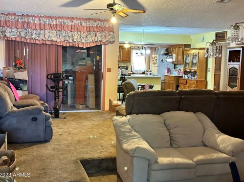 5637 Sunnyside Dr, Glendale, AZ 85304-2611