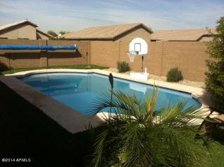 2624 Tamarisk Ave, Phoenix AZ  85041-2042 exterior