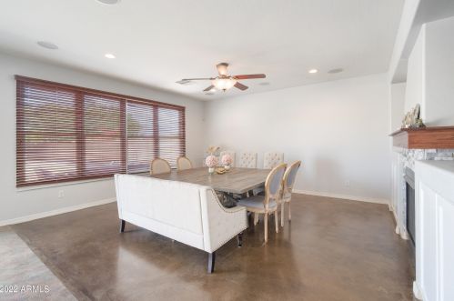 2204 Bowker St, Phoenix AZ  85040-3424 exterior