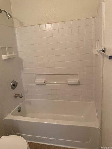 6736 Bruins Ct, Winton CA  95388-9671 exterior