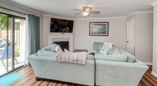 1823 Parc Vue Ave, Mount Pleasant SC  29464-7512 exterior