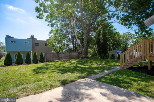 457 Lexington Ave, Camden NJ  08110-2828 exterior