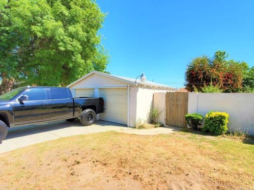 5107 Lincoln Ave, Chino CA 91710-4137 exterior