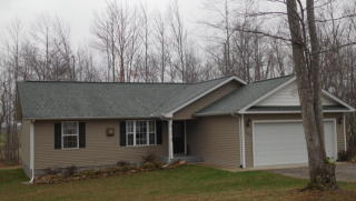 140 Wyatt Dr, Crossville, TN 38571-2207