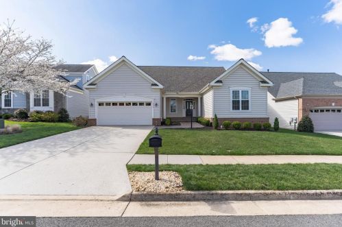 13413 Fieldstone Way, Gainesville, VA 20155-6622