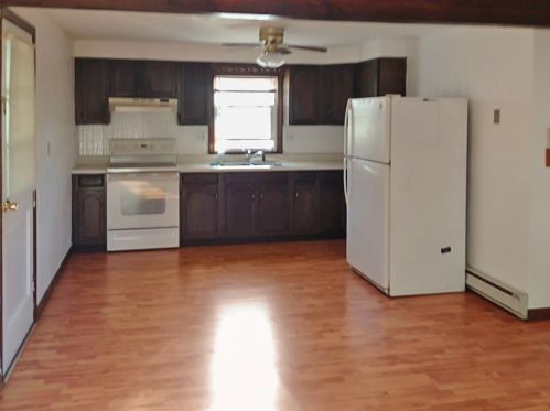 13 4th St, Nashua NH  03060-3110 exterior