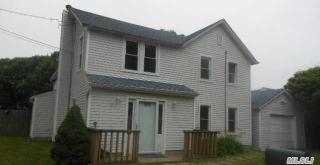 76 Fuoco Rd, North Bellport, NY 11713-2020