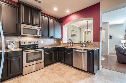 6920 Carrington Ln, Fort Worth TX  76137-7557 exterior