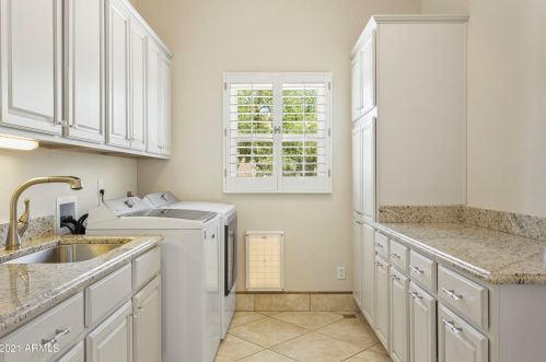 10461 Windrose Dr, Scottsdale AZ  85259-2423 exterior