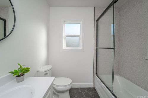 704 Lincoln Ave, Montebello CA  90640-3530 exterior