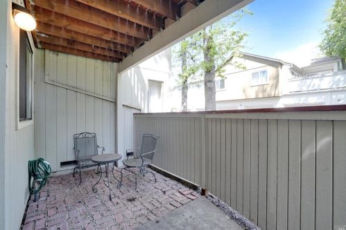 2512 Westberry Dr, Santa Rosa CA 95403-4134 exterior