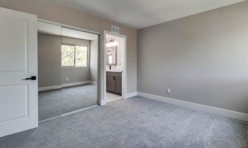 3104 Orleans, San Diego CA  92110-5947 exterior