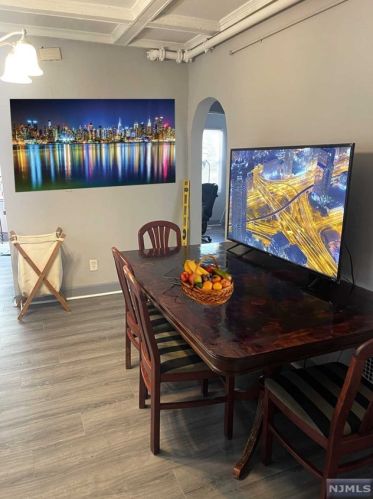 295 Queen Anne Rd, Teaneck NJ  07666-3242 exterior