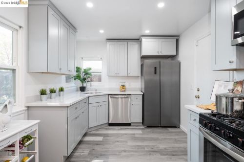 874 Mooney Ave, San Lorenzo, CA 94580-1141