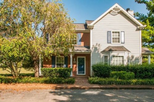 1270 Carriage Park Dr, Franklin, TN 37064-5764