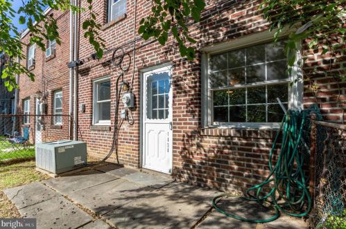 1424 Simpson St, Boothwyn PA  19061-4333 exterior