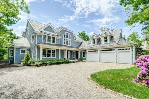 21 Glen Dr, Mashpee MA  02649-2946 exterior