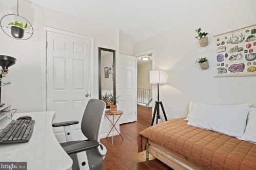 2770 Hyson Ln, Falls Church VA  22043-3522 exterior