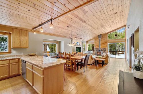 11614 Schussing Way, Truckee, CA 96161-6253