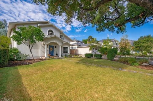 4421 Bel Aire Dr, La Canada, CA 91011-3318