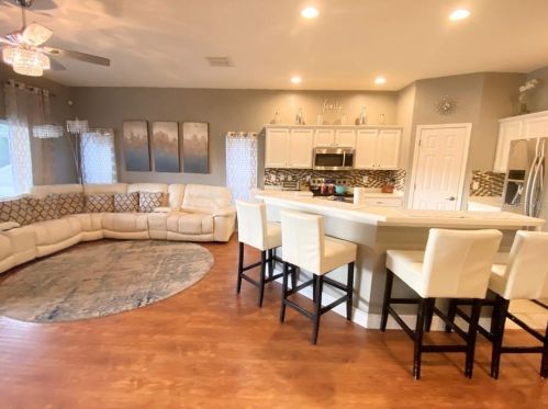 9445 Beaufort Ct, New Port Richey FL  34654-4403 exterior