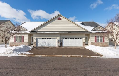 9768 Olive St, Minneapolis, MN 55433-5212