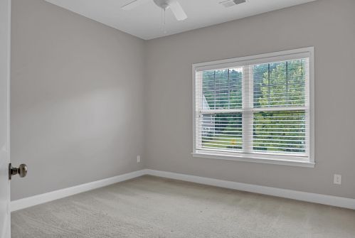 2061 Kings Gate Ln, Mount Pleasant SC  29466-8162 exterior
