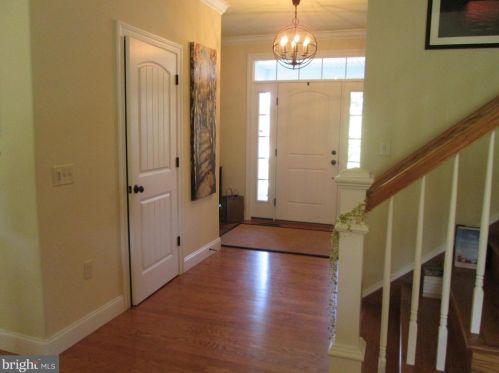4 Jefferson Dr, Carlisle, PA 17015-4399