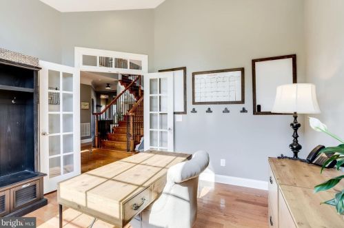 13495 Eagles Rest Dr, Leesburg VA 20176-5035 exterior