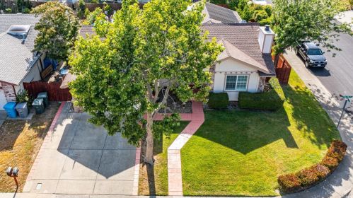 754 Tulare, Vacaville CA  95687-6250 exterior