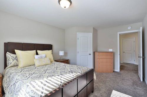 2485 Rolling Hills Dr, Covington KY  41017-5149 exterior