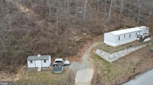 4380 Glenville Rd, Cochranville, PA 19330-1741