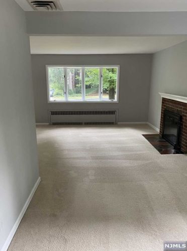 388 Cedar Ave, Ridgewood NJ  07450-5135 exterior