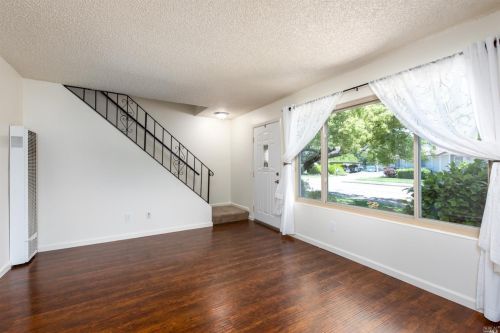 5056 Charmian Dr, Santa Rosa CA  95409-3539 exterior