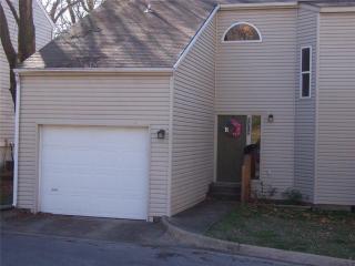 2409 Bronze Tree Dr, Fayetteville, AR 72703-3402