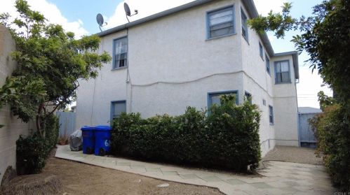 6156 Acorn St, San Diego CA 92115-4000 exterior