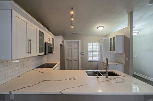 594 1st St, Apopka FL  32703-4403 exterior