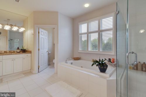 710 Daventry Way, Prospectville PA 19002-2305 exterior