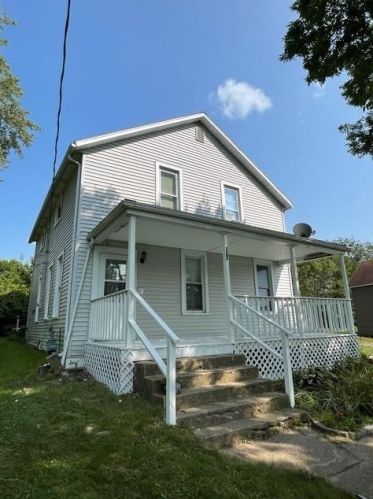131 Hill St, Fairchild, WI 54741-8263