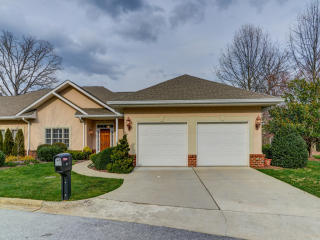 12 Boddington Ct, Asheville, NC 28803-3149