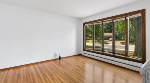 6248 Century Blvd, Minneapolis, MN 55429-1031