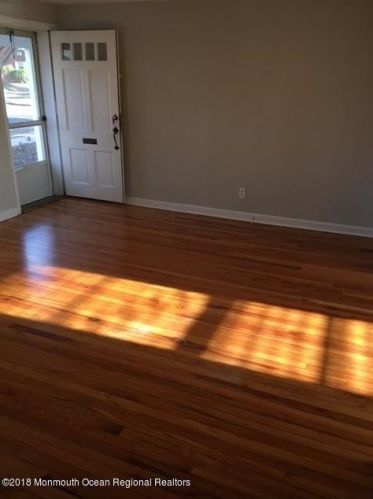 162 Manor Dr, Tinton Falls NJ  07701-2458 exterior