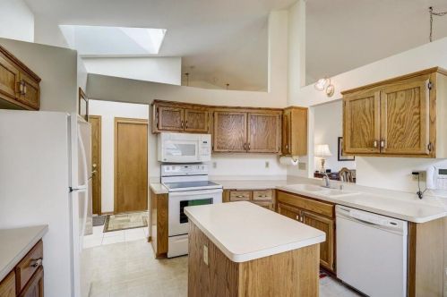 5361 Cambridge Ln, Milwaukee WI 53221-3200 exterior