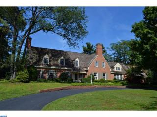1340 Beaumont Dr, Gladwyne, PA 19035-1302