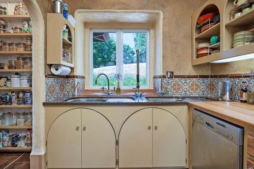 3075 Hendricks Rd, Lakeport CA  95453-8416 exterior