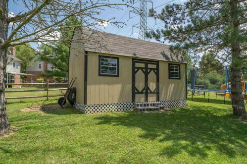 7026 Glade Ln, Florence KY  41042-4304 exterior