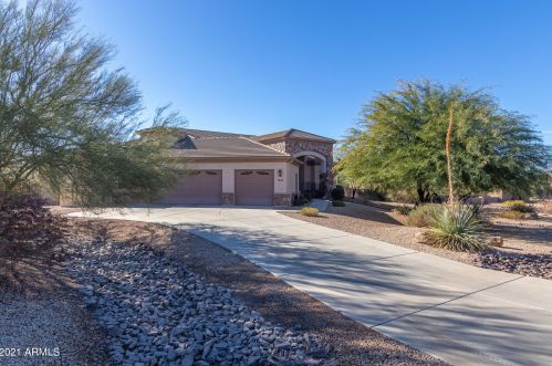 1531 Chickasaw Dr, Phoenix, AZ 85086-5318