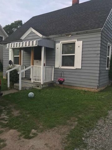 14 Monroe Pkwy, Massena Center, NY 13662-1217